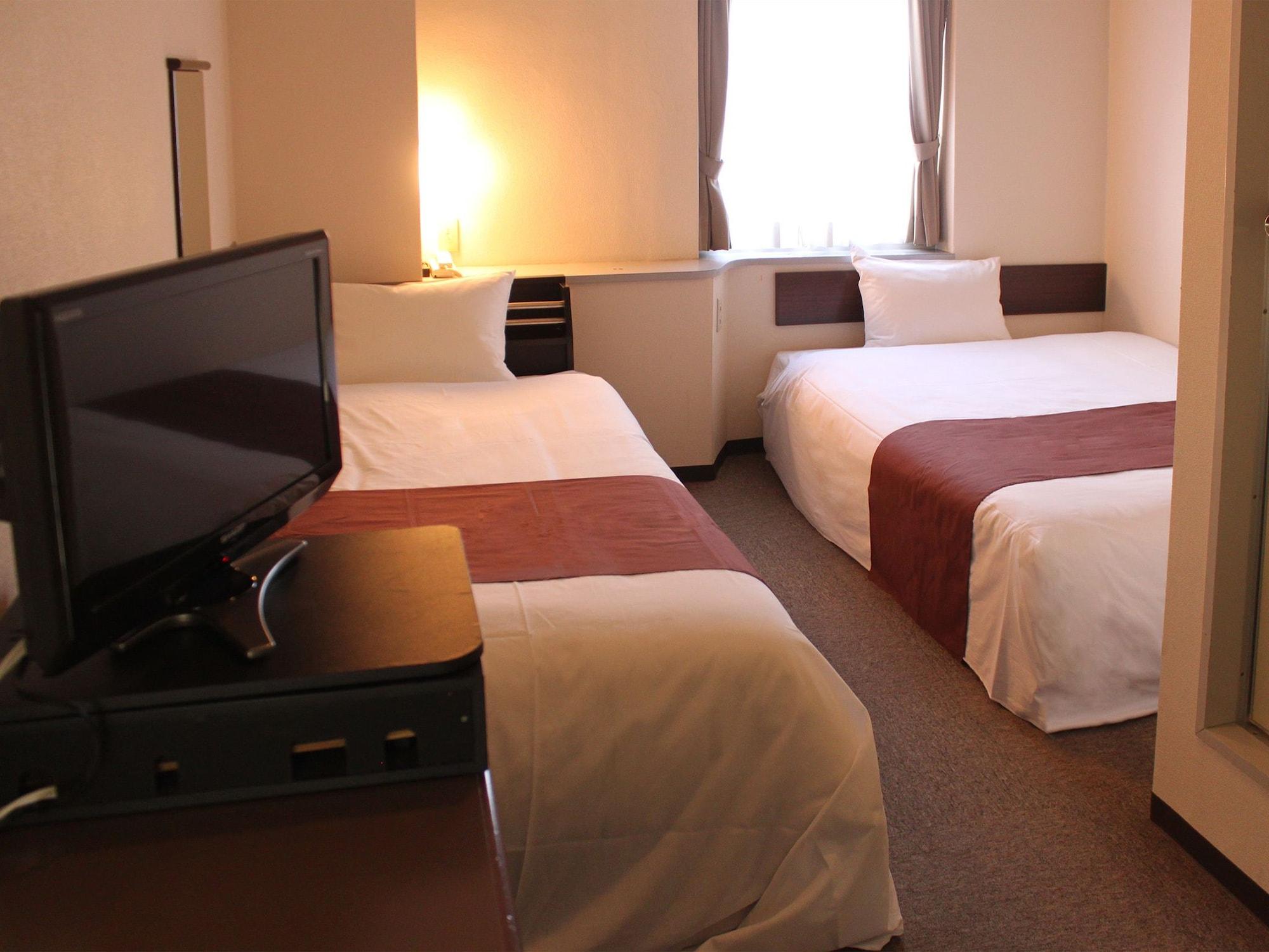 Hotel Livemax Budget Iyo Mishima Shikokuchuo Екстер'єр фото