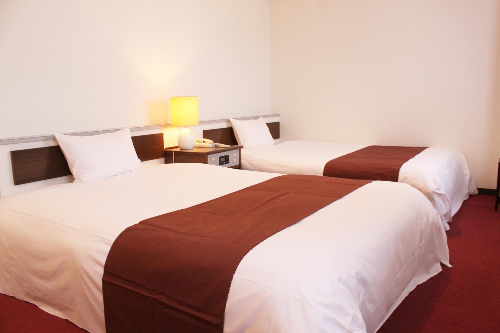 Hotel Livemax Budget Iyo Mishima Shikokuchuo Екстер'єр фото
