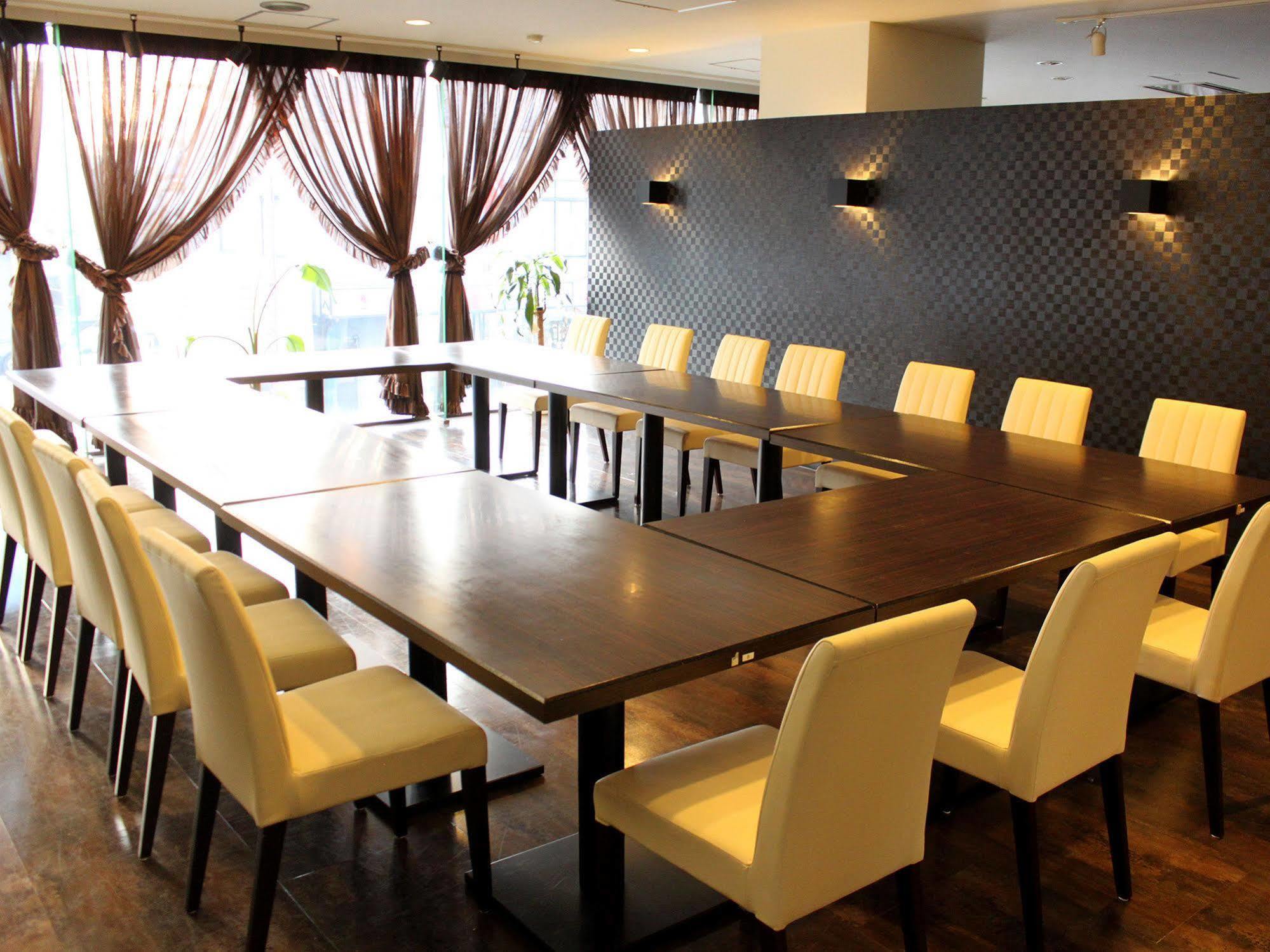 Hotel Livemax Budget Iyo Mishima Shikokuchuo Екстер'єр фото