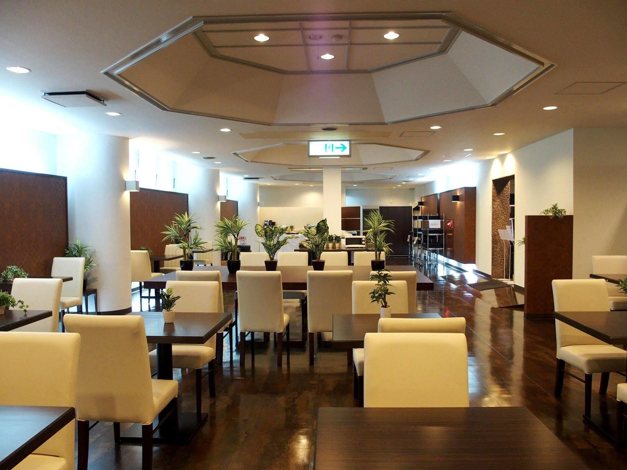 Hotel Livemax Budget Iyo Mishima Shikokuchuo Екстер'єр фото