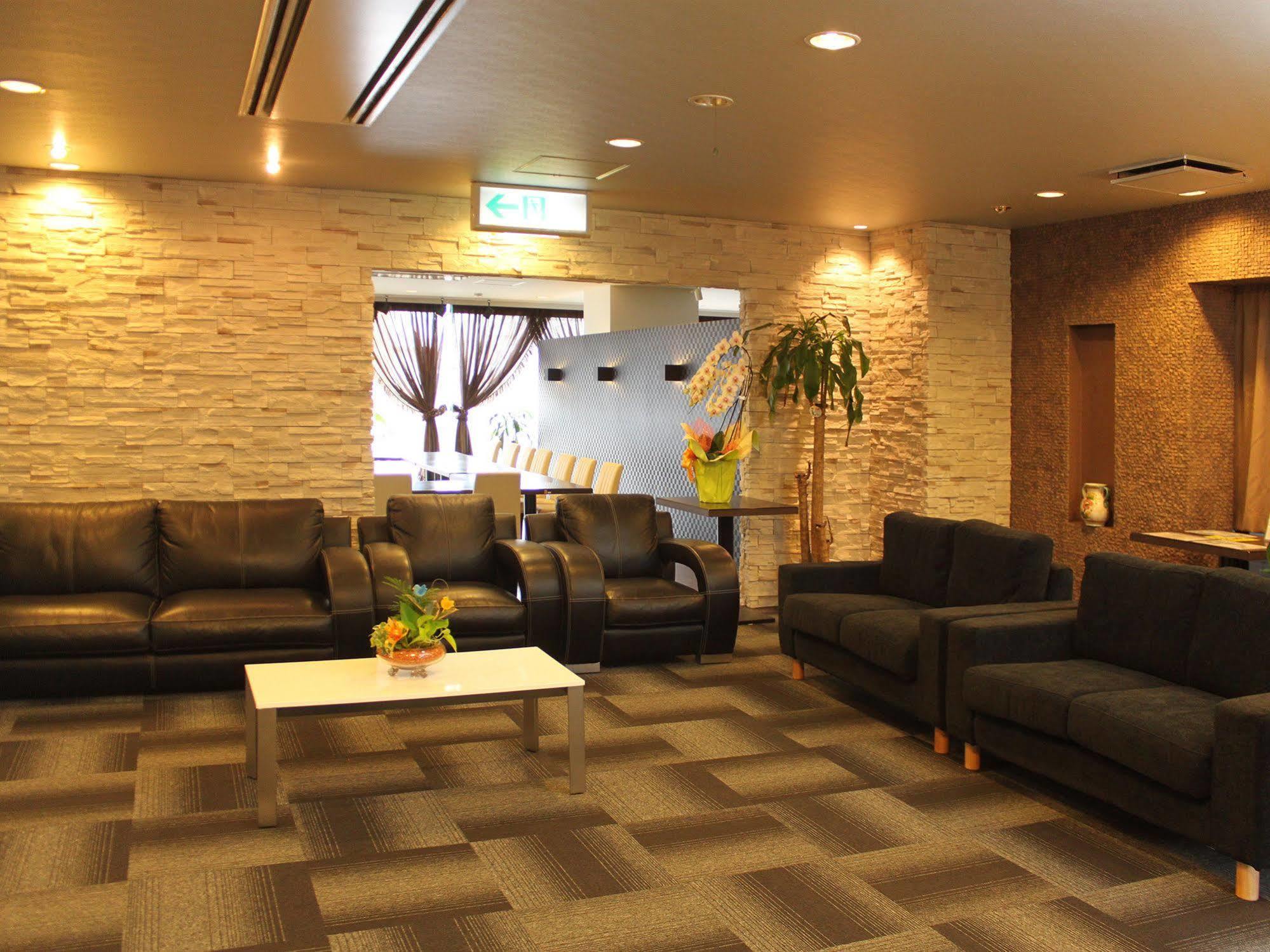 Hotel Livemax Budget Iyo Mishima Shikokuchuo Екстер'єр фото