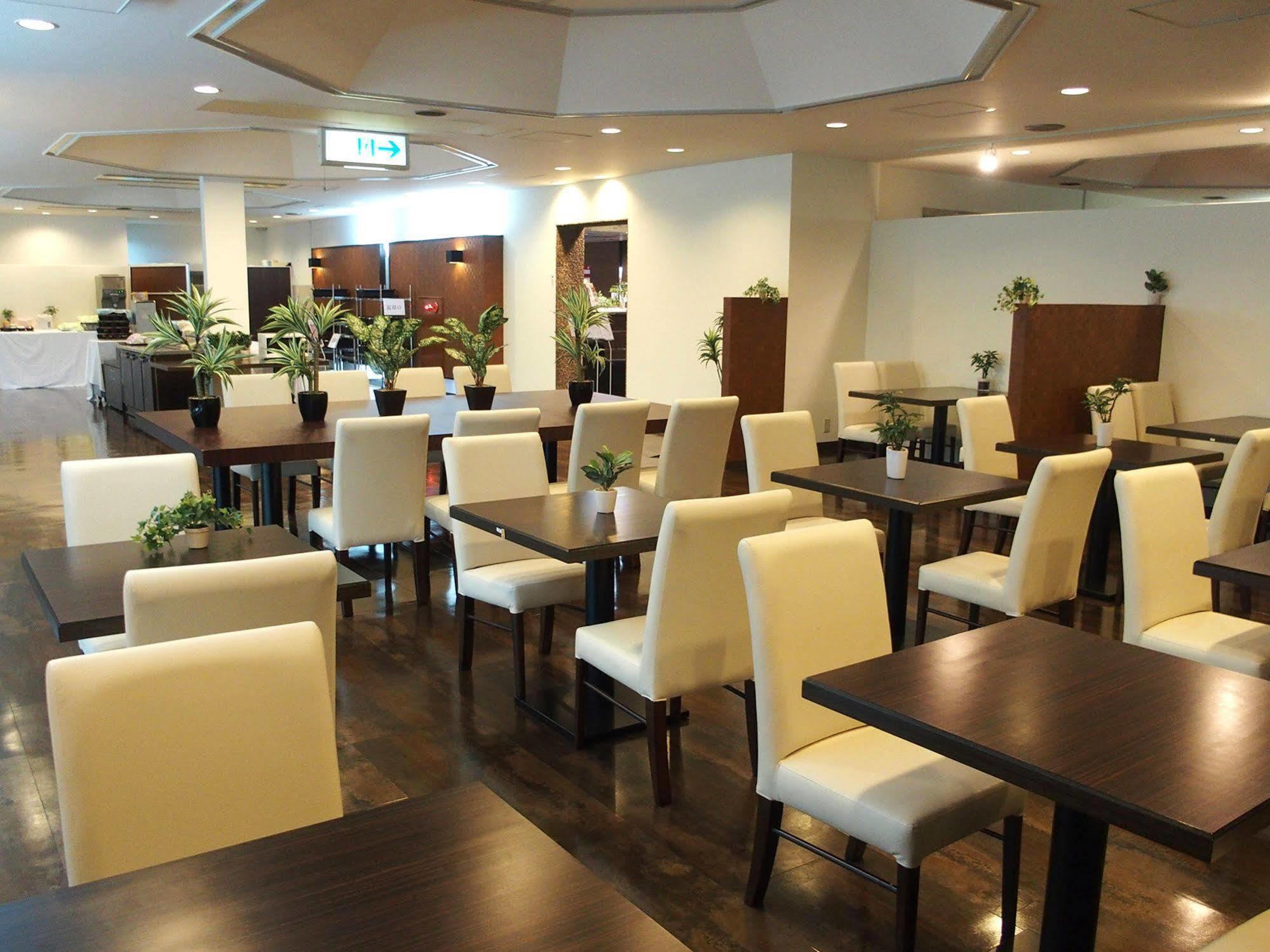 Hotel Livemax Budget Iyo Mishima Shikokuchuo Екстер'єр фото